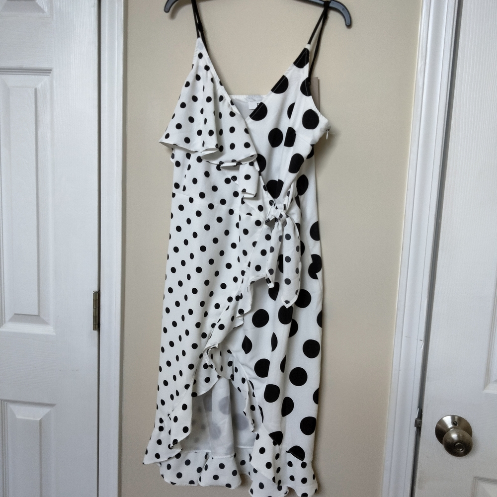 DO+BE Black and White Asymmetrical Ruffle Sundress